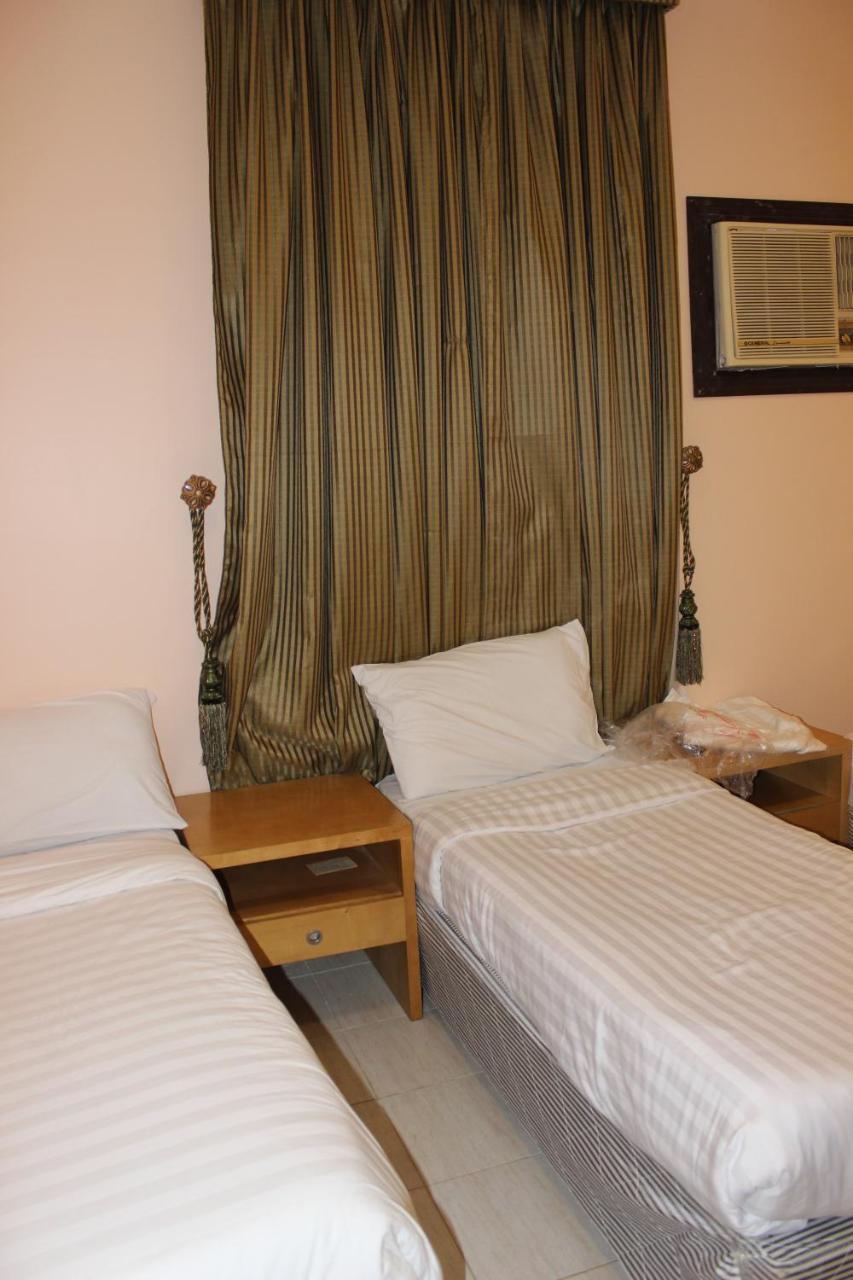 Sadan Umm Al Qura Hotel Мека Екстериор снимка